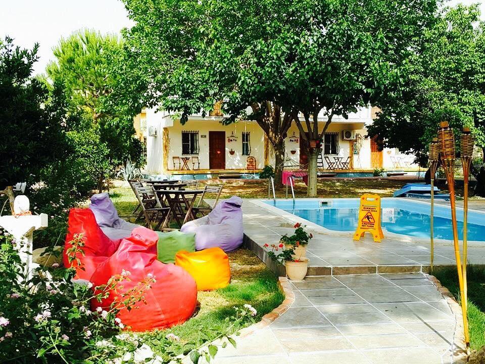 Mursel Garden Hotel Kusadasi Exterior photo